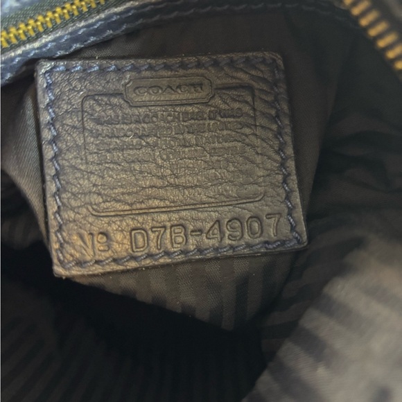 Coach Vtg Pebbled Blue Leather Bucket Bag - Picture 14 of 14